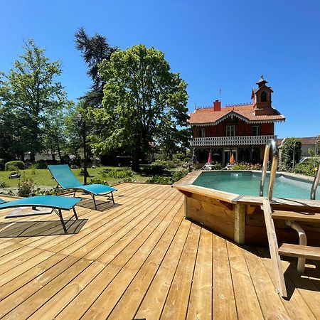 Domaine La Belle Histoire - Gite Cote Parc Besset Esterno foto
